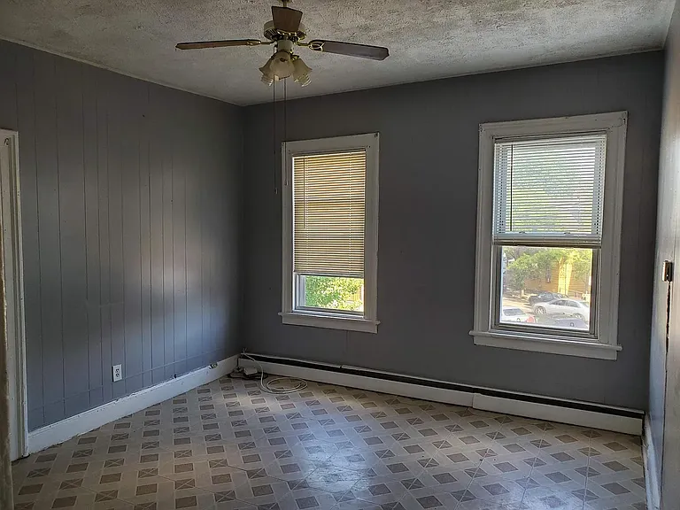 113 Lyon St #5L — Photo 6