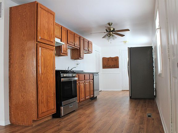 2nd image of 143 Adobe Cir