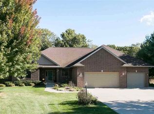 4192 Rose Bluff Cir NE, Iowa City, IA 52240