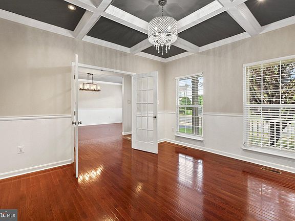 5th image of 12257 Sherborne St