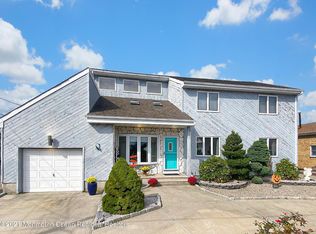 604 N End Ave, Toms River, NJ