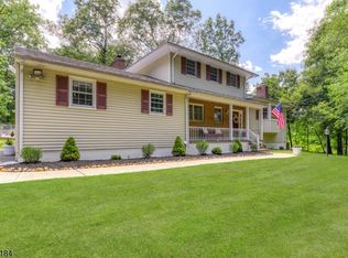 1726 Woodfield Rd, Martinsville, NJ 08836