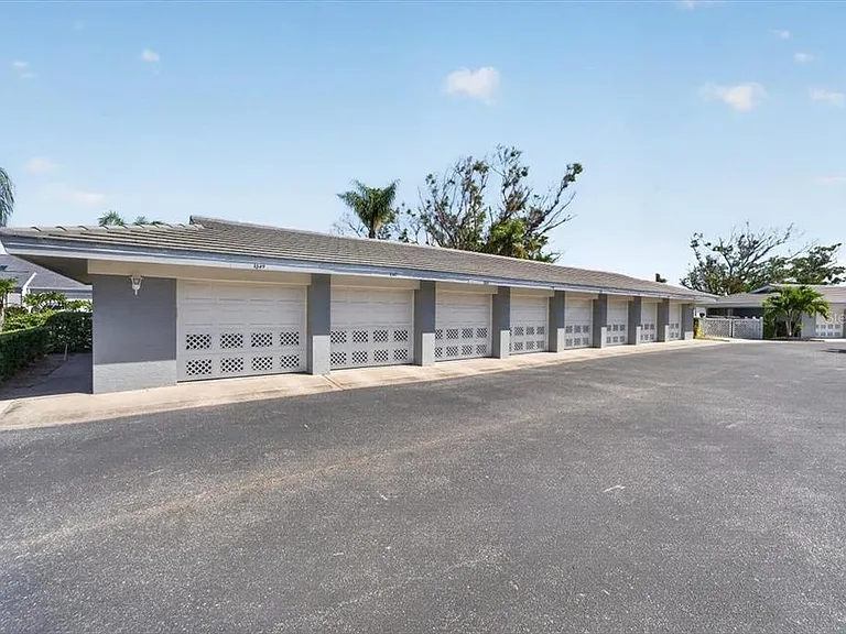 1343 Perico Point Cir #117 — Photo 51
