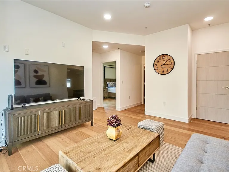 820 S Wilton #304 — Photo 19