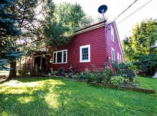 8464 Chestnut Ridge Rd, Gasport, NY 14067