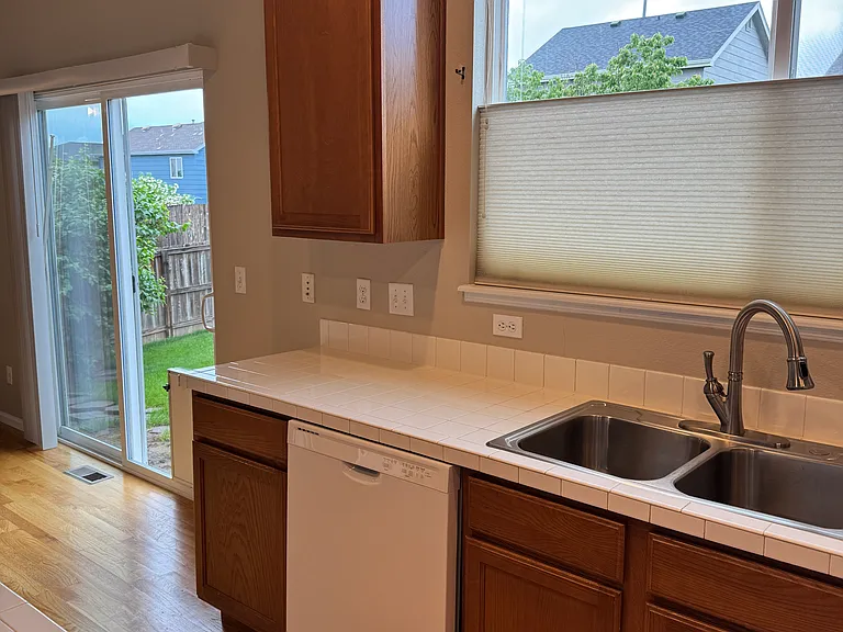 7728 Blue Vail Way — Photo 9