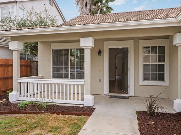 4th image of 1113 Klemeyer Cir