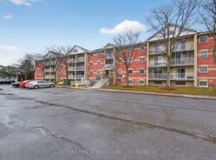 316 Kingsdale Ave #311, Kingston, ON K7M8S2