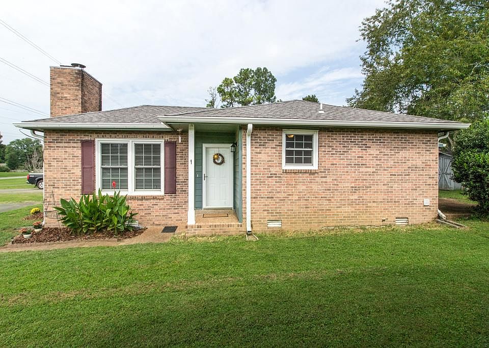 1st image of 313 Clofton Dr