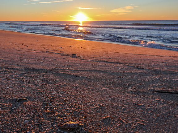 4th image of 697 Dune Rd