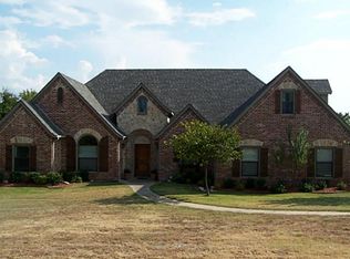 520 Knight St, Cedar Hill, TX 75104