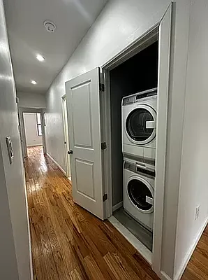 Rented by Blip LLC | media 9