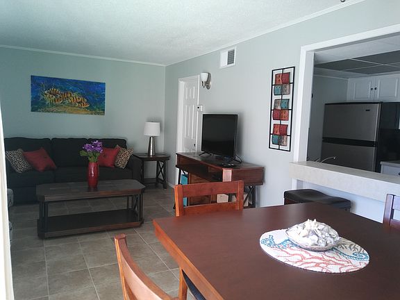 2nd image of 775 Gulf Shore Dr #D