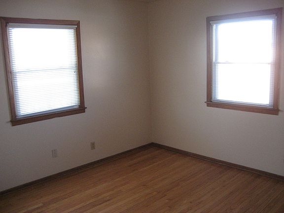 5th image of 11040 W Meinecke Ave #18426465