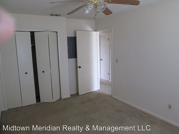 4th image of 1563 Willow Bend Way APT C