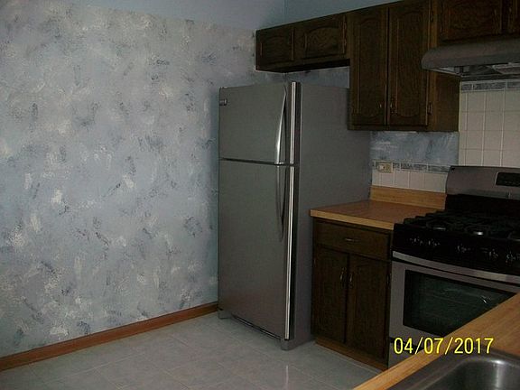4th image of 3903 Sandpiper Dr