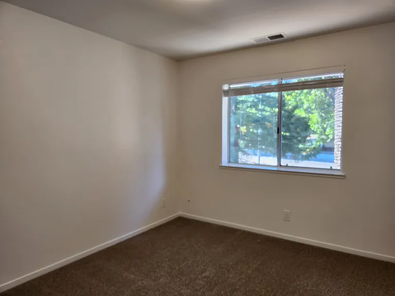 2179 Zinfandel Ave — Photo 16