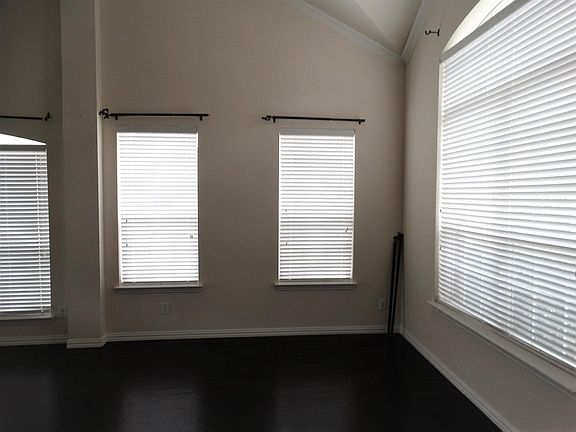 5th image of 11897 Lampwick Ln