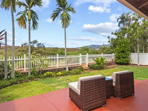 94-1061 Mauele St, Waipahu, HI 96797