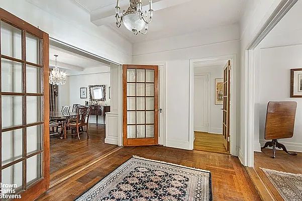 1st image of 470 W End Ave #2A