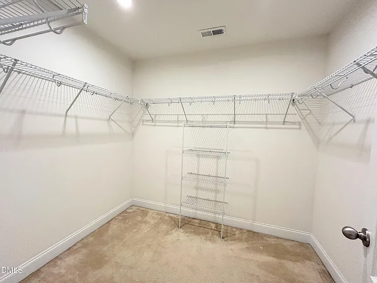 735 Lampwick Ln — Photo 19