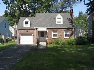 2241 Lyde Pl, Scotch Plains, NJ 07076