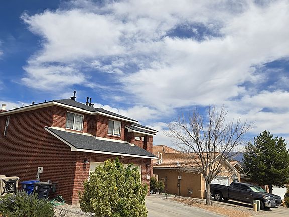 3rd image of 4259 Ridingcircle Rd NW