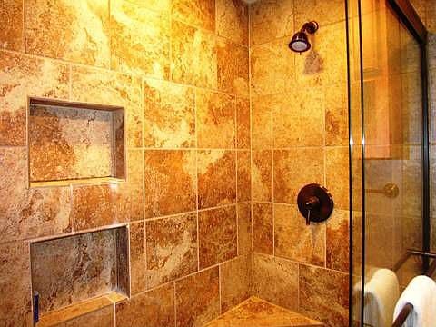 Master shower with double heads