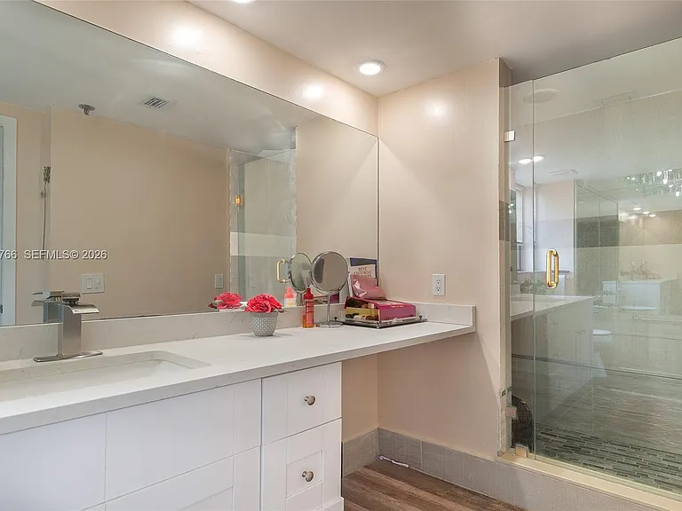 7200 Radice Ct #309 — Photo 21