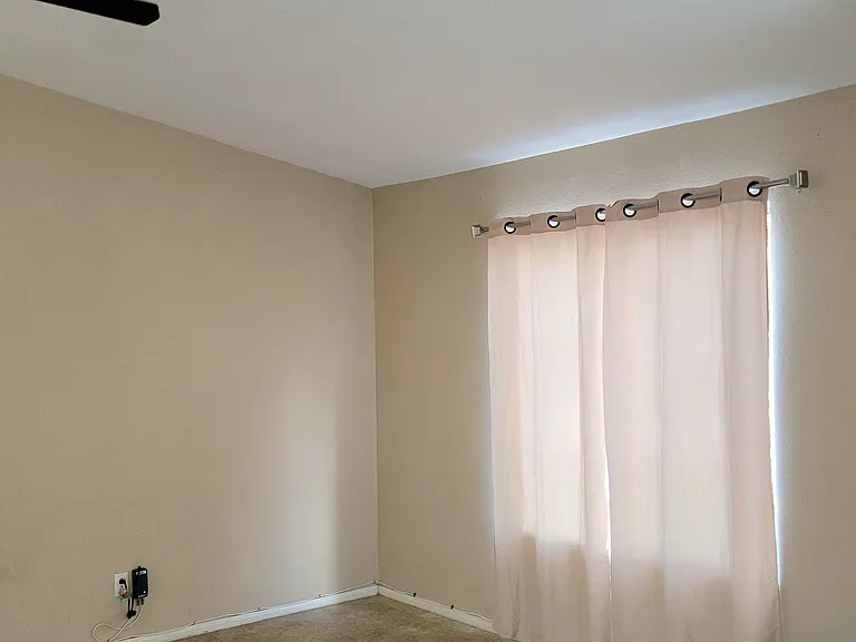 4018 Dripping Springs Ave — Photo 3