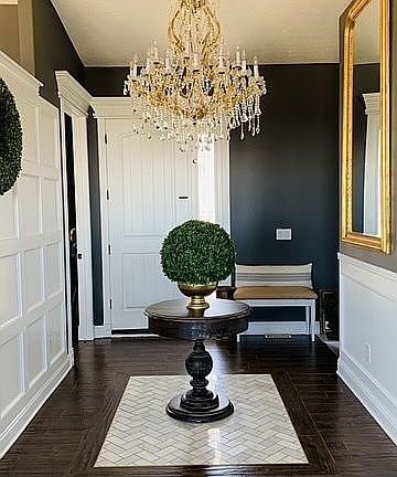 The entry foyer.