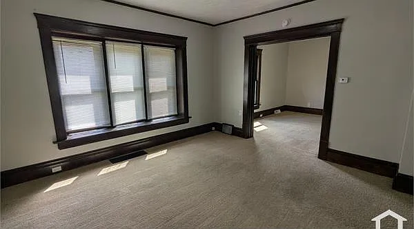 163 Russell Ave — Photo 31