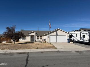101 Shadow Mountain Dr, Fernley, NV 89408