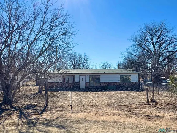 213 S La Huerta Cir, Carlsbad, NM 88220