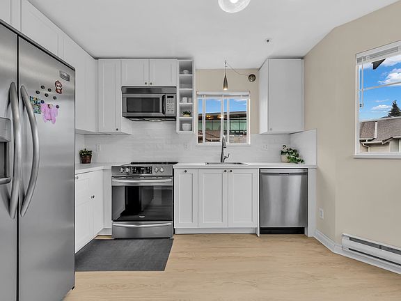 3rd image of 12188 Harris Rd #20