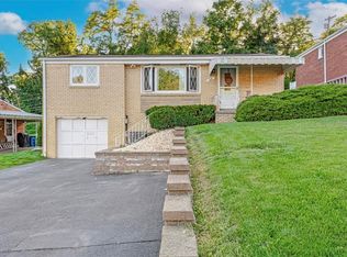 34 Mary Ann Dr, Pittsburgh, PA 15227