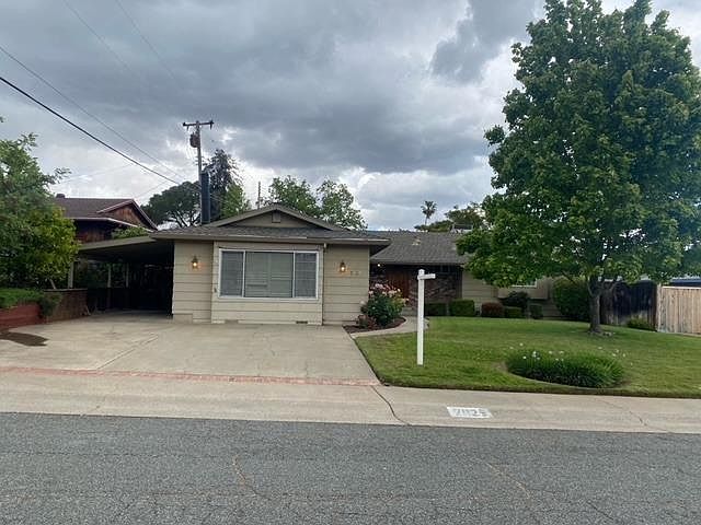 1st image of 7025 Woodknoll Way