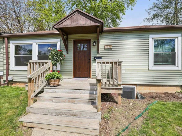 1040 Garden Avenue, Stoughton, WI 53589