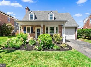 559 Willowbrook Rd, Havertown, PA 19083