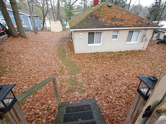 5th image of 3584 Francois St