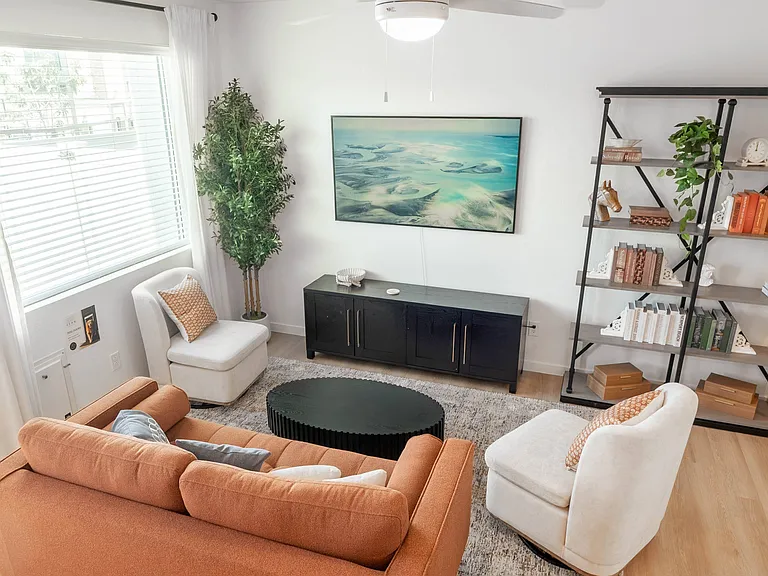 Zenn Skyview — Photo 2