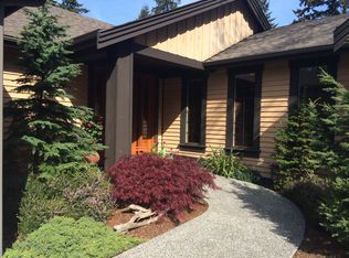 9005 196th St SW, Edmonds, WA 98026