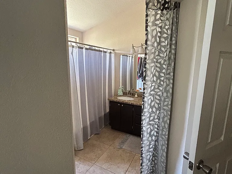 1412 E Gail Dr — Photo 6