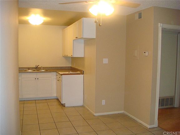 4th image of 9201 Wakefield Ave Unit 17