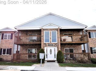 1405 Harbour Blvd APT 147, Trenton, MI