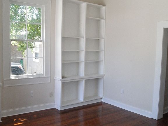 4th image of 410 Dolhonde St