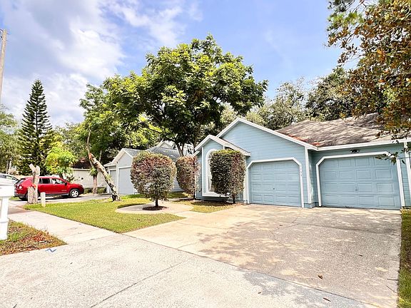 3rd image of 7733 Fox Knoll Pl