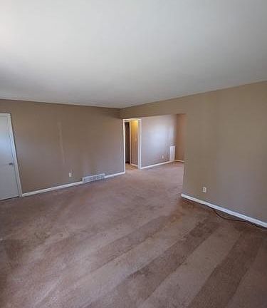 2nd image of 8327 Boone Blvd