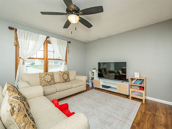 2nd image of 324 Rockwell Ave