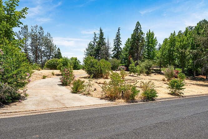 1st image of 5056 Lago Vista Way